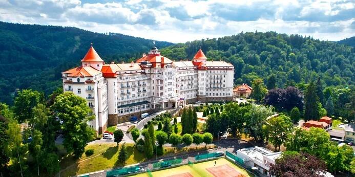 5* Imperial ve Varech: strava, wellness i procedury