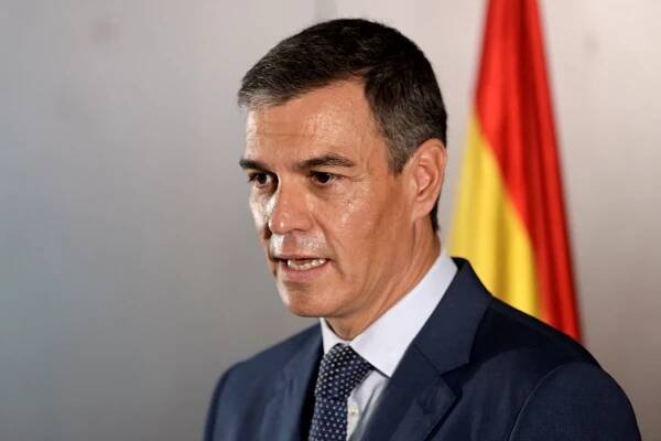 Trade war is a 'zero-sum game,' Spain's PM warns, as Trump threatens EU with tariffs