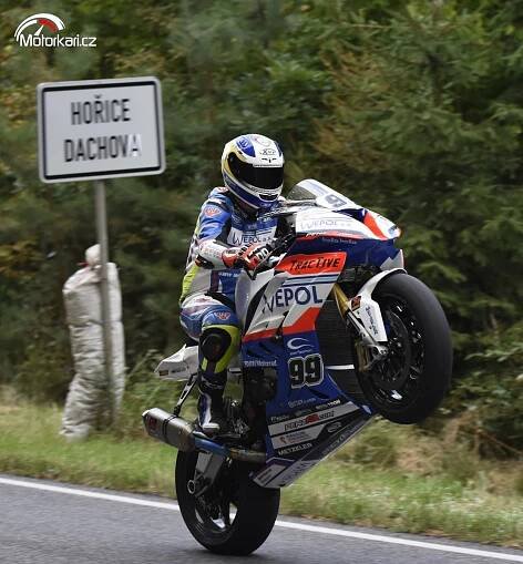 Fotogalerie Česká TT/IRRC – Závody v Hořicích objektivem Lubora Horáka | Motorkáři.c