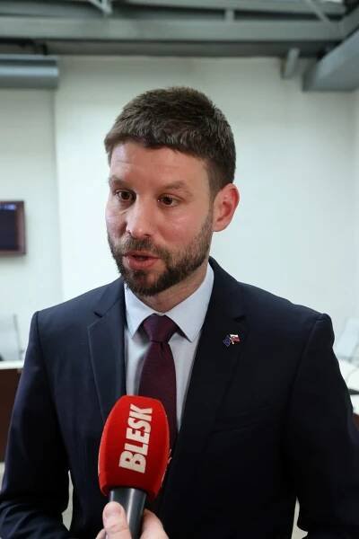 Ficův rival přispěchal do Prahy: Češi, jsme váš partner! Vnímáme agresi Ruska i utrpení Ukrajinců