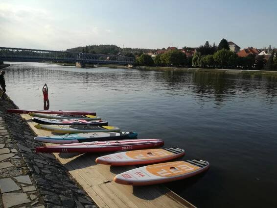 Paddleboard Art Caffe | Stezka řeky Vltavy