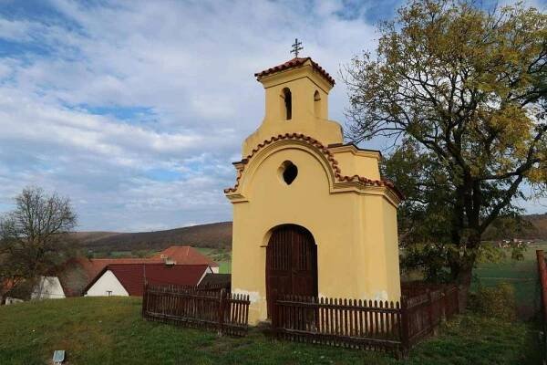 Prodej domu v Lážovicích, okres Beroun - Bc. Zuzana Radová, DiS. 