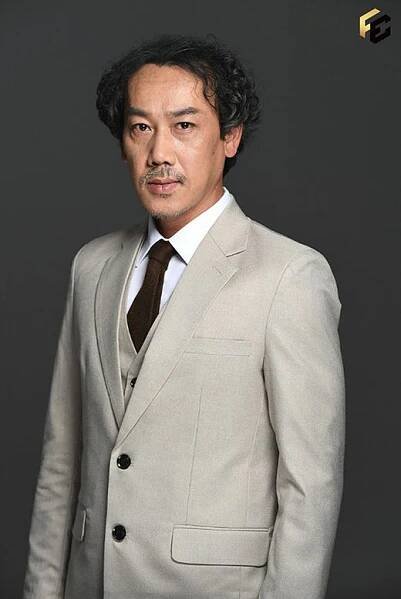 Han Dong-Kyu-1974-p1.jpg
