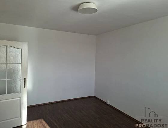 Pronájem bytu 2+kk 30 m², Křivoklátská, Nové Strašecí