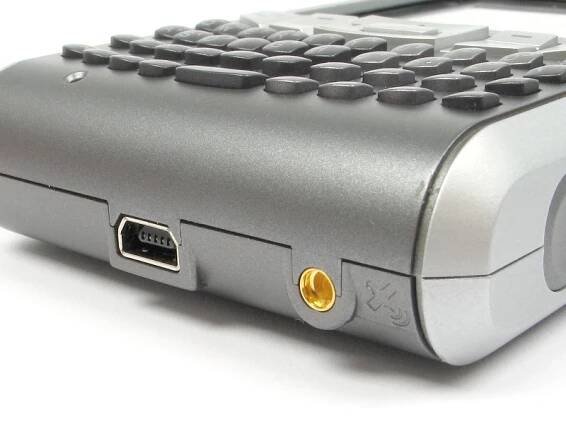 Fujitsu-Siemens Loox T830: vše v jednom (velký test) – MobilMania.cz