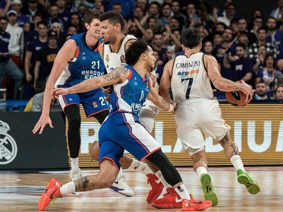Satoranský s Veselým pomohli Barceloně ke čtvrté euroligové výhře za sebou - Sport.cz