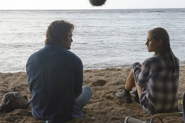 Chad James Buchanan, Isabelle Cornish - Inhumans - Something Inhuman This Way Comes... - Z filmu