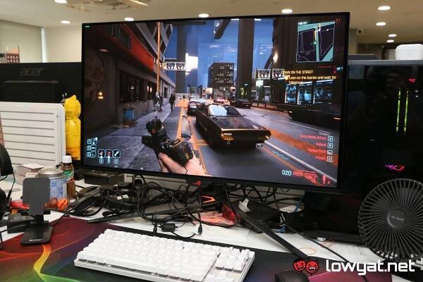 ASUS-ROG-Swift-PG32UCDM-7