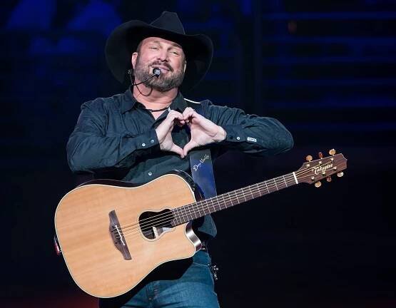 Garth Brooks Biography