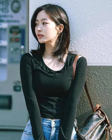Choi Hee Jin Age, Height, Net Worth, Body Measurements, Biography, Images