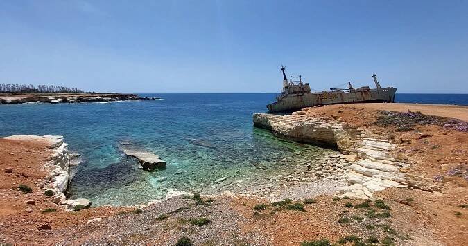Aprílový Cyprus a Paphos