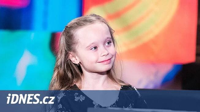 Přezdívají jí Tomáš Holý v sukni. Nejsem velká hvězda, říká dětská herečka - iDNES.cz