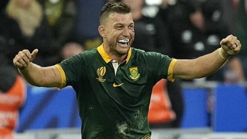 Jihoafrická útoková spojka Handré Pollard se raduje ve finále mistrovství světa...