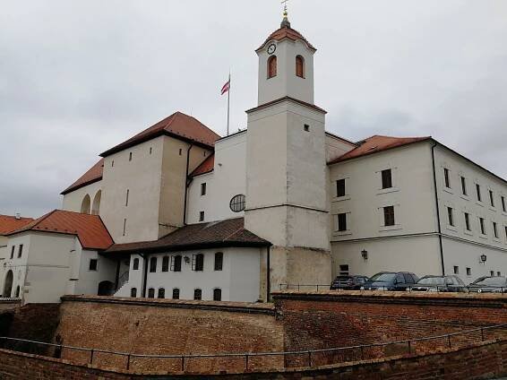 Ředitel VVaÚpVZD Brno předával na hradě Špilberk medaile