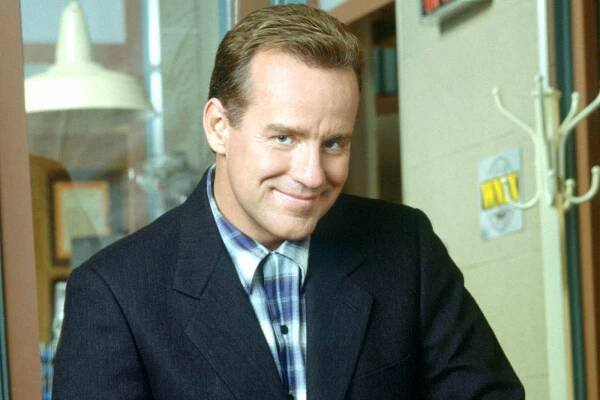 Dana Carvey and David Spade Remember Their Friend Phil Hartman 25 Years After His Shocking Death (Exclusive)