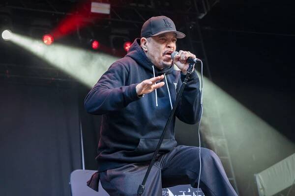 Ice-T and Body Count Cover 'Comfortably Numb' With David Gilmour