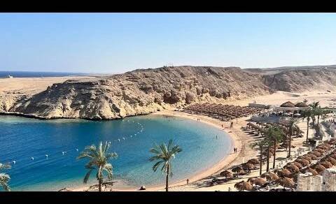 Siva Golden Bay Makadi, Hurghada, Egypt, Burgrovna, Noční pohled na hotel a pláž, říjen 2024