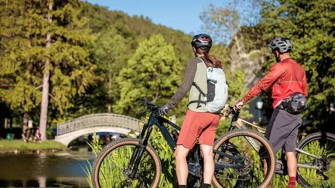Gravel, MTB a turistické cyklistické trasy kolem Wiener Neustadt – s podporou LeParc na EuroVelo 9
