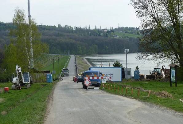 Betonová Přehrada Annín jde zřejmě k ledu, na stole je šetrnější řešení