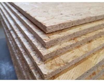 OSB deska 18x1250x2500mm SE bez pero/drážka (OSB deska 18x1250x2500mm SE bez pero/drážka)