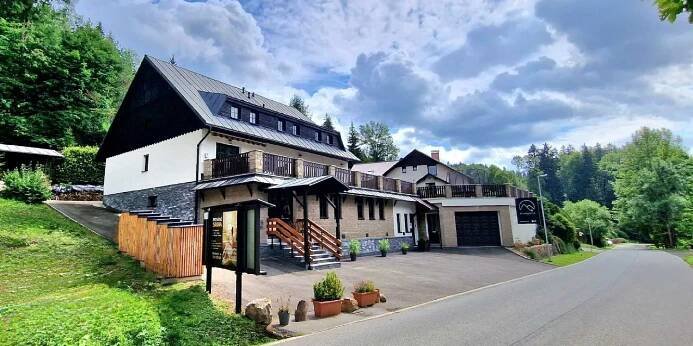 Pobyt v Krkonoších: apartmán pro 2–6 osob, bazén a privátní sauna