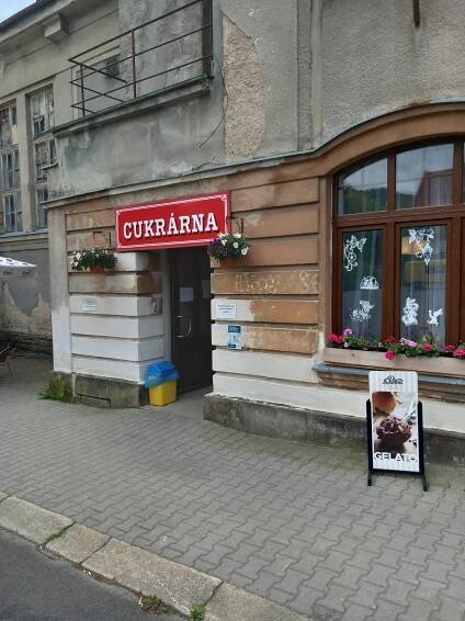 Obecní cukrárna foto 2
