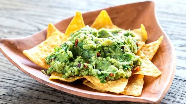 Totopos con guacamole (Tortilové chipsy s quacamole) | Prima Fresh