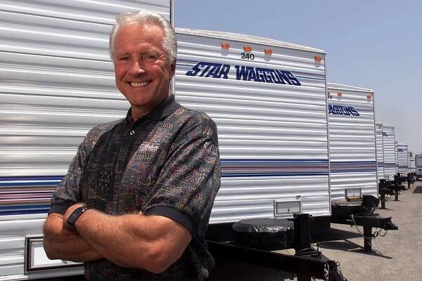 Lyle Waggoner Net Worth