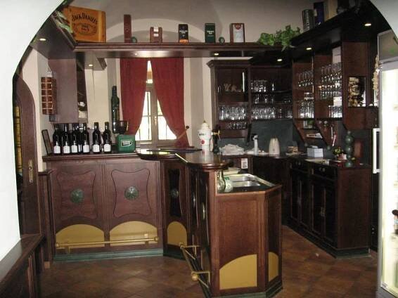 Lovecká restaurace Lázně Leopoldov Buchlovice | Apetee