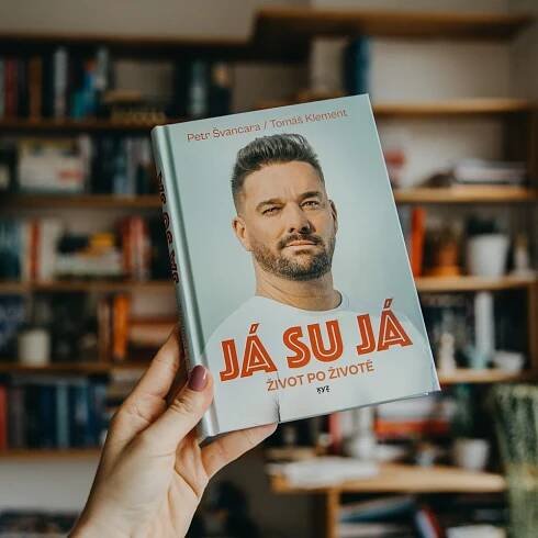Recenze 5 bestsellerů z Albatros Media: zažijete napětí, humor a inspiraci | Plná Peněženka