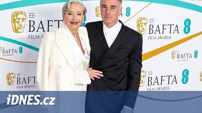 Romantická láska je mýtus, říká k výročí svatby herečka Emma Thompsonová - iDNES.cz