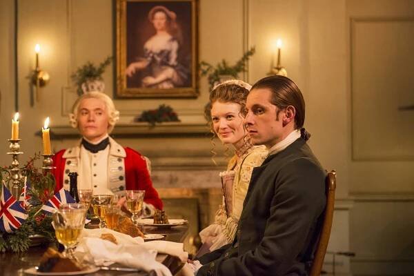 Zvrat: Washingtonovi špioni - O Vánocích - Z filmu - Burn Gorman, Meegan Warner, Jamie Bell
