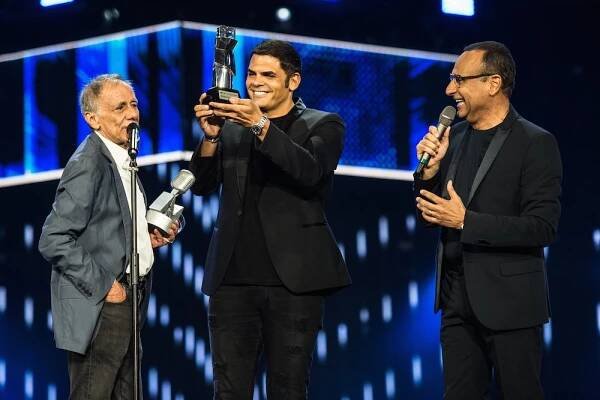 AFI Award for Roberto Vecchioni during "Seat Music Awards" - Associazione Fonografici Italiani