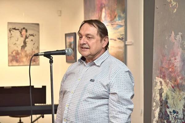 Ve Vinotéce Galerii Hess byla představena jedinečná díla Martina Vavryse - FOTKY - QAP.cz