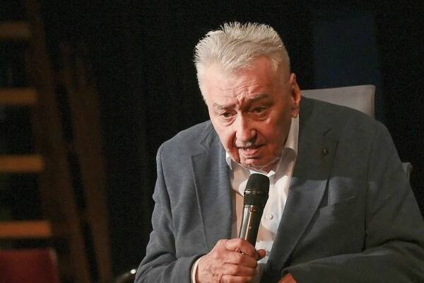 Zemřel zpěvák a pohádkový princ Josef Zíma. Bylo mu 92 let