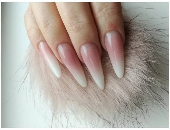 Polygel + aplikace šablon - Kurzy nehtové modeláže Hradec Králové