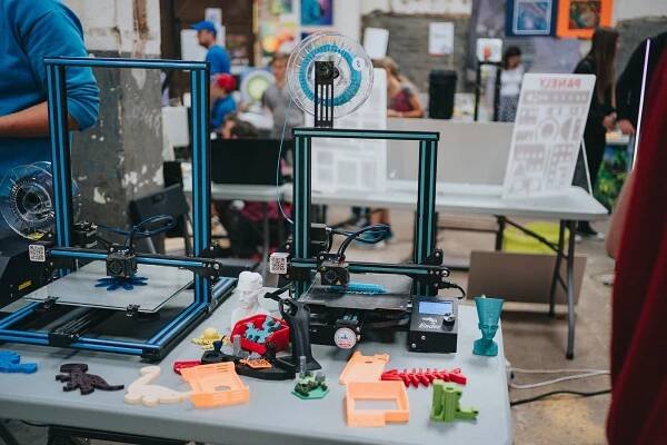 Umělá inteligence zavede do světa vůní. Maker Faire je již počtvrté v Boleslavi