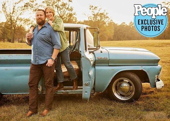 Erin & Ben Napier Are 'Living the Best Years of Our Life' with 2 Girls: 'It's Special and It's Fleeting'