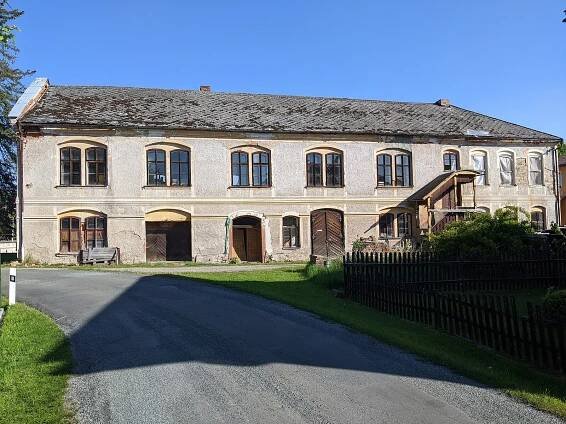 Soubor:Havlovice - Regnerův mlýn čp. 35 v osadě U Mandle (stav květen 2025) (1).jpg