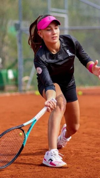 Our Athletes: Julia Stusek | On Czech Republic