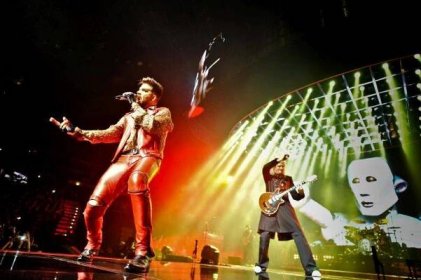 FOTOREPORT: Queen a Adam Lambert v Praze oživili legendární hity