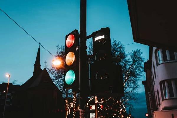 Beyond Off the Record: Using Traffic Light Protocol in Journalism
