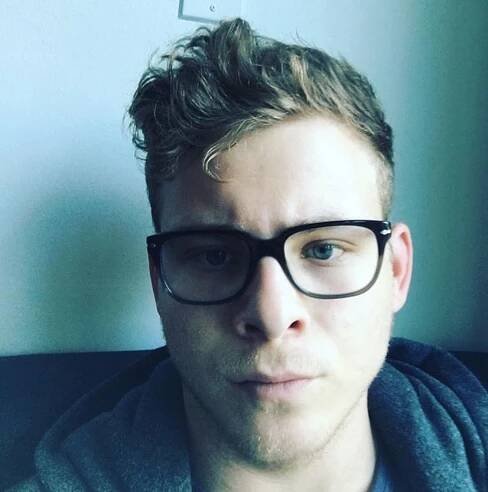 Jonathan Lipnicki - 3