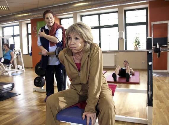 In aller Freundschaft - Zündstoff - Z filmu - Ursula Karusseit, Uta Schorn