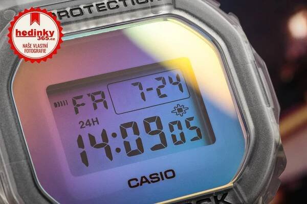 Casio G-Shock Original DW-5600SRS-7ER Iridescent Color Series | Hodinky-365.cz