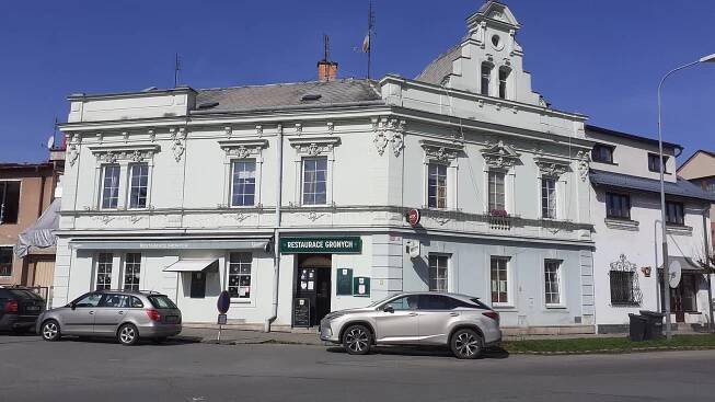 Smažený sýr se v Šumperku dá sehnat i pod stovku. Vyhrává gouda