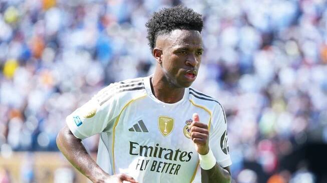 Fußball Transfer-Gerüchte heute: Real Madrid auch offen für Vini-Verkauf? Sancho hofft auf BVB-Rückkehr