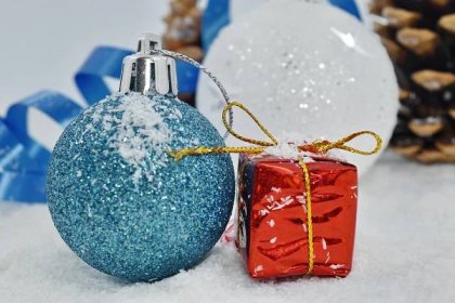 Bezplatný obrázek: křesťanství, vánoční, dárek, sněhové vločky, zimní, sníh, svátek, dekorace, svítí, tradiční
