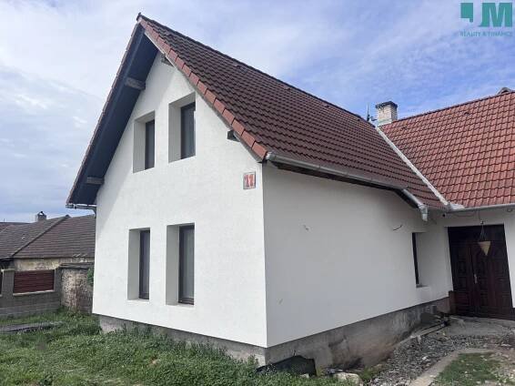 Prodej rodinného domu se zahradou ve Střížově u Vladislavi, blízko Třebíče | Reality.iDNES.cz 