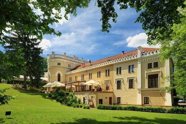 POBYT NA ZÁMKU PRAHA – Chateau St. Havel jako z pohádky!